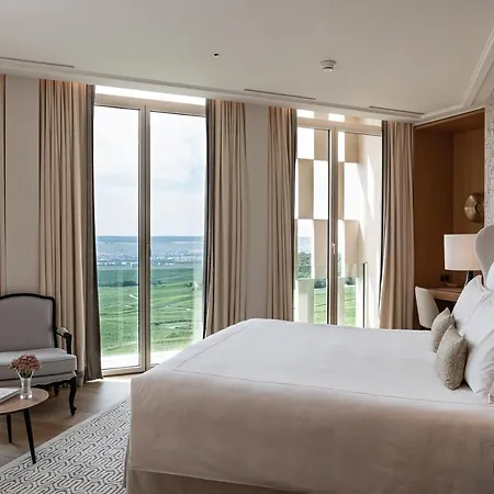 Hotel Royal Champagne Hotel&spa
