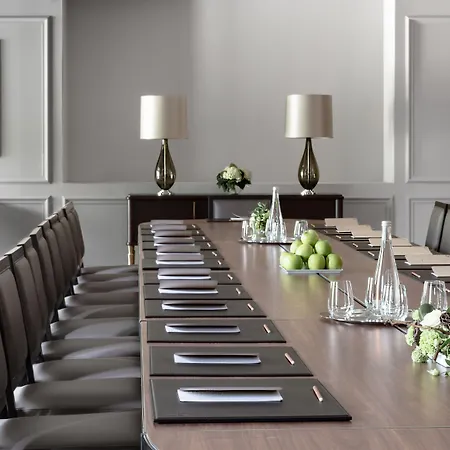 Royal Champagne & Champillon