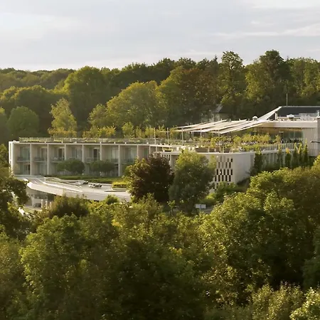 Royal Champagne & Szálloda