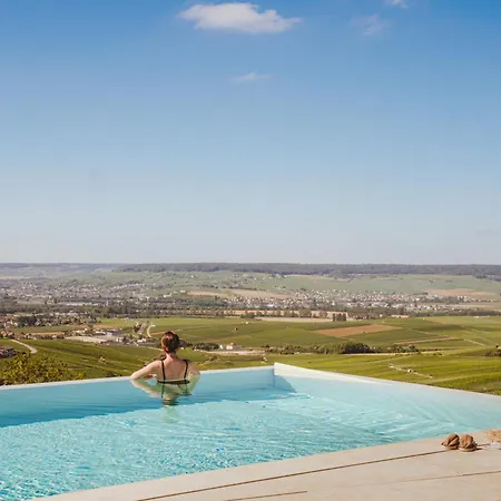 Royal Champagne & 5* Champillon