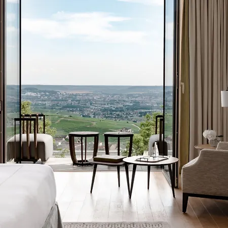 Szálloda Royal Champagne & Champillon