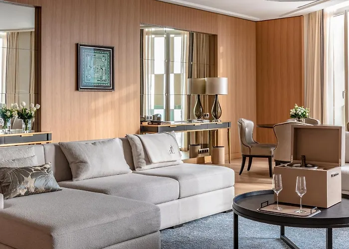 Royal Champagne & Hotel Champillon