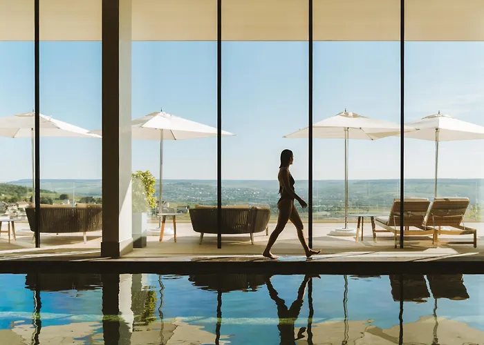 Royal Champagne & Hotel 5*