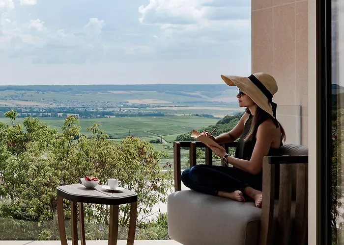 Royal Champagne & Champillon