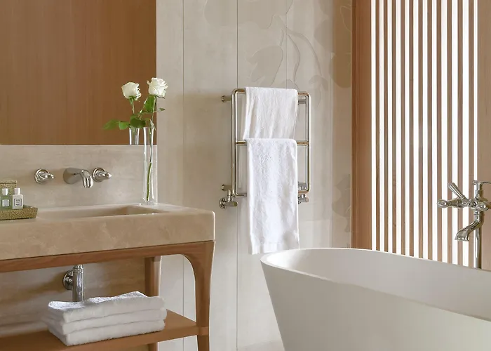 Royal Champagne & Champillon